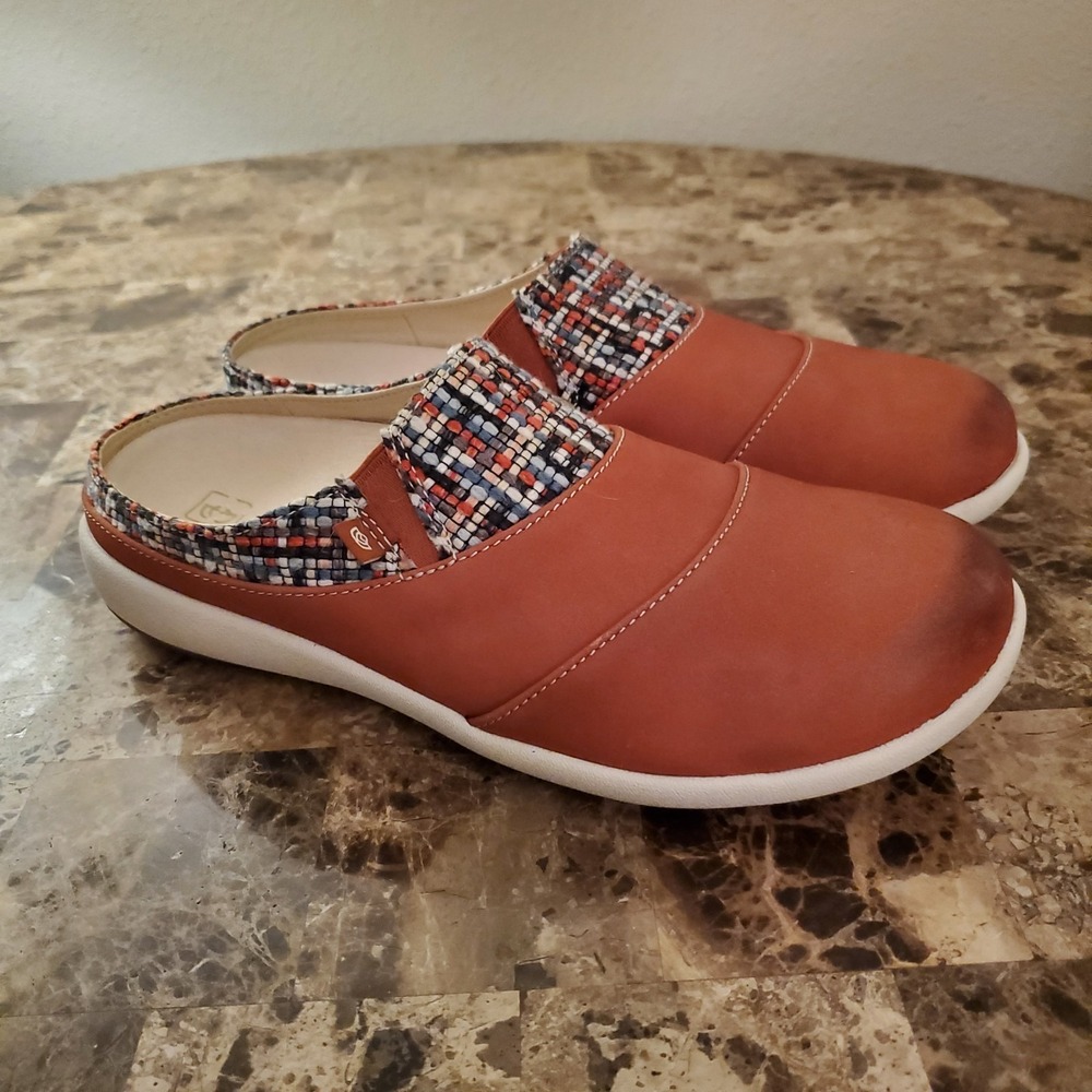 Spenco sz 7.5B Nubuck Leather Orthotic Slip On Siesta Mules Comfort Casual‎